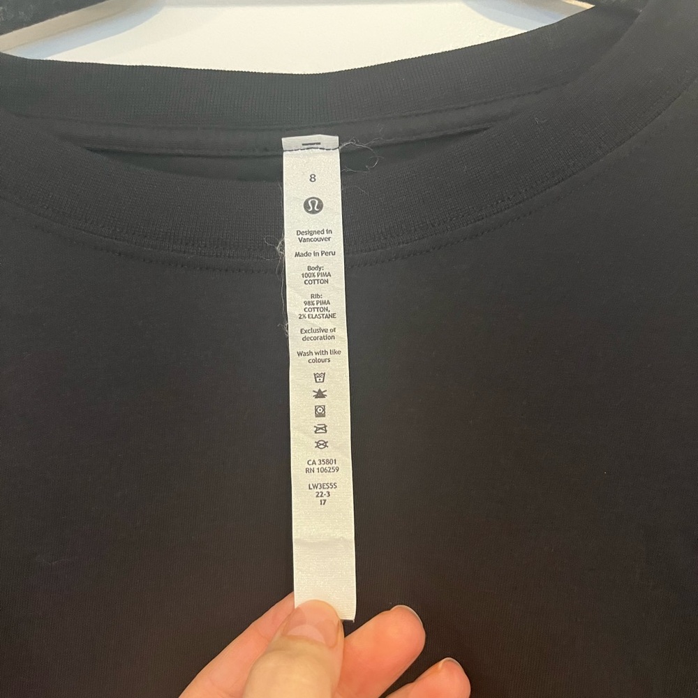 Lululemon Athletica Black Short Sleeve T-Shirt - Picture 6 of 6